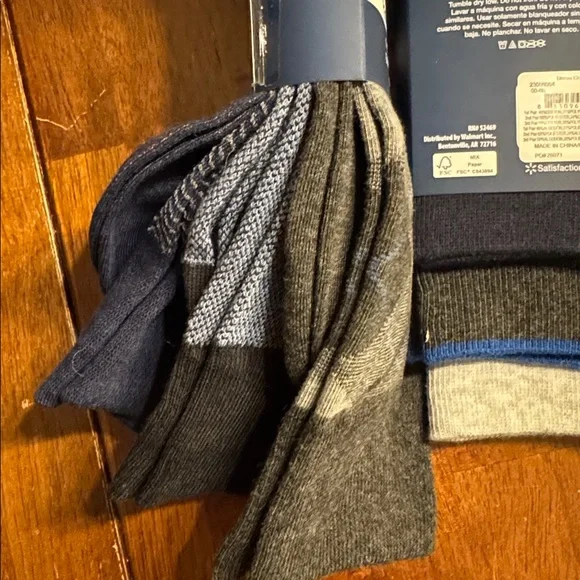 George Men's Casual Crew Socks - Gray, Blue, and Black 2 x 3pk - Picture 3 of 4